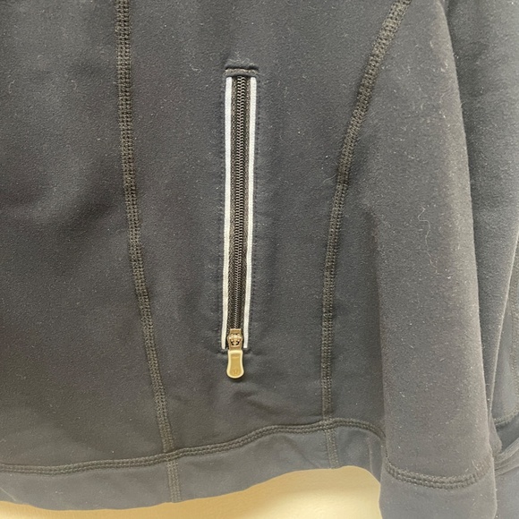 Lululemon Run Back On Track Pullover Hoodie Ponytail Hole - Picture 10 of 11